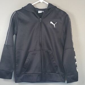 Boys PUMA Blk & White, Hooded Jacket. Size Medium 10/12